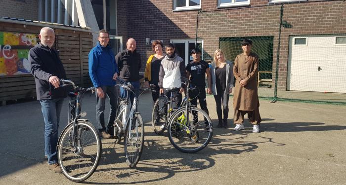 Fietsersbond Heusden-Zolder en KWB stelde fietsen ter beschikking aan opvangcentrum De Bark